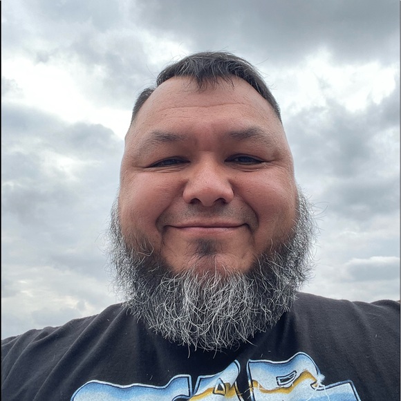 Meet your Posher, Luis - Picture 1 of 1